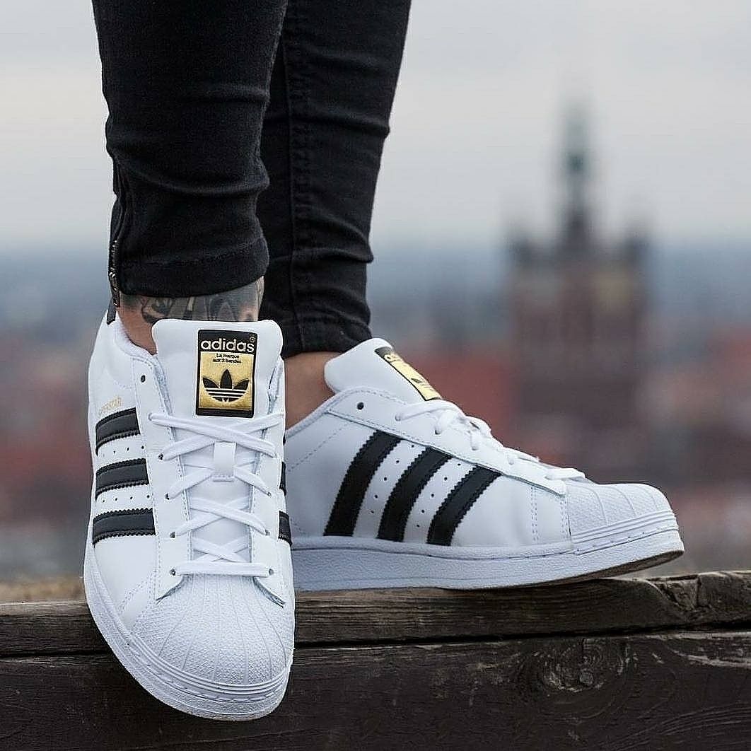 Adidas - Superstar White
