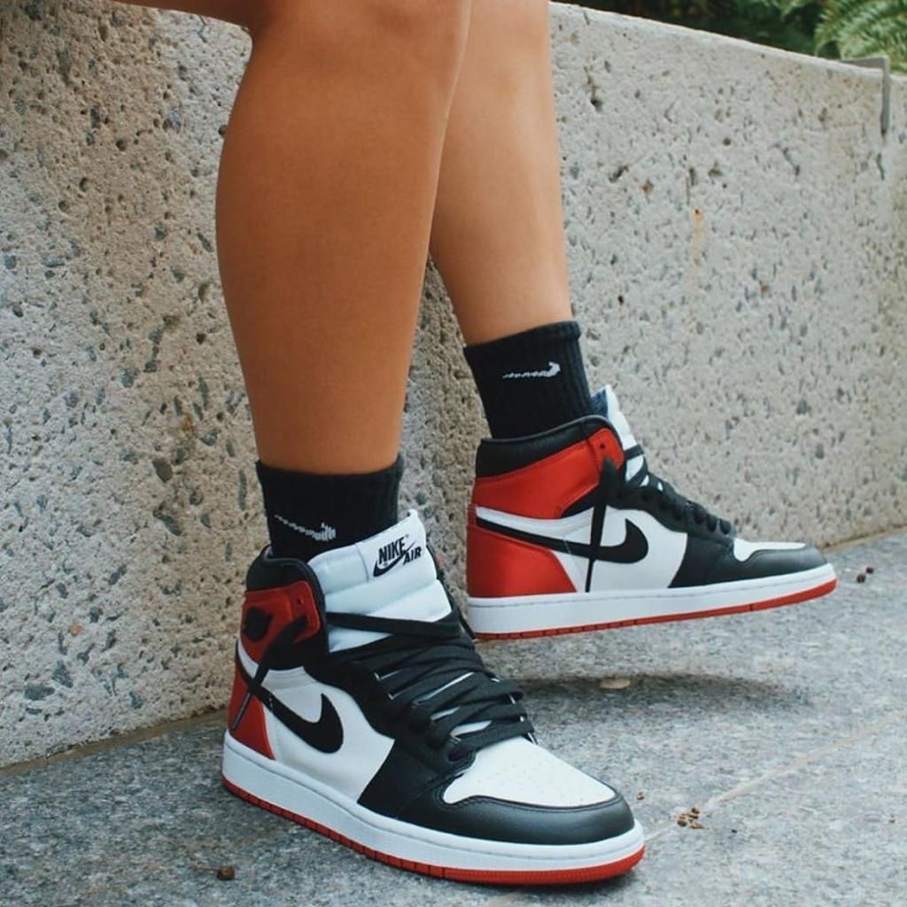Nike - Air Jordan Red And Black