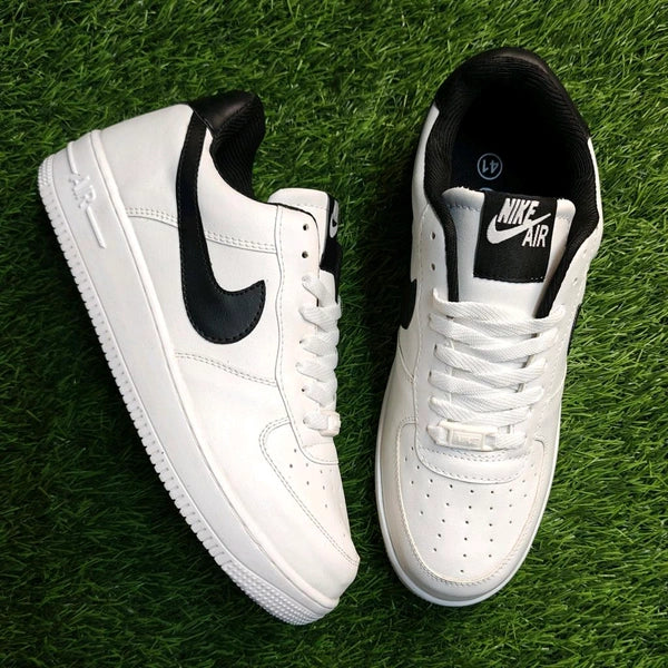 Nike - Air Force "White Black"