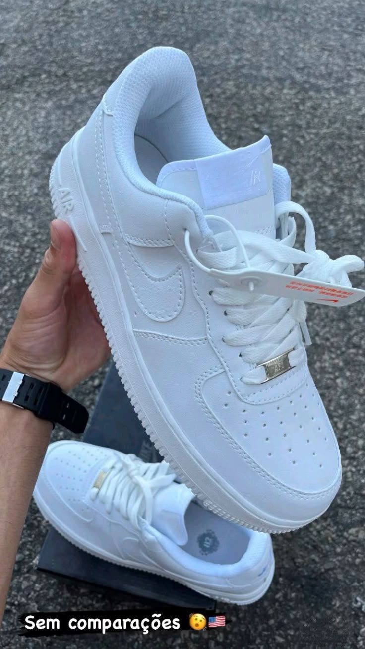 Nike - AF1 WHITE
