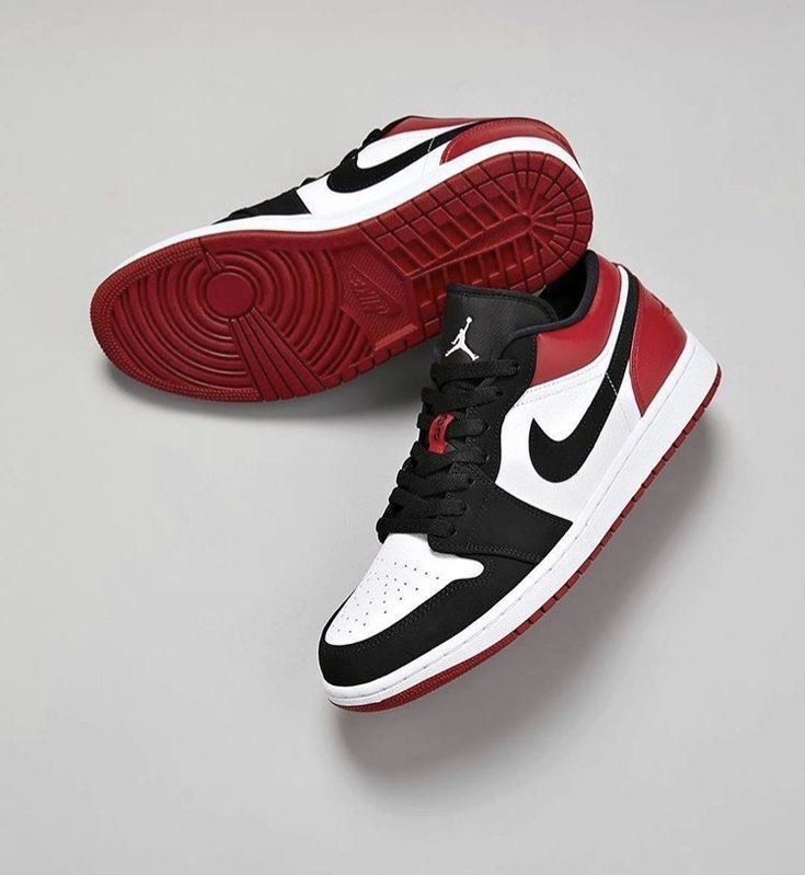 Nike - Dunk Jordan Red And Black