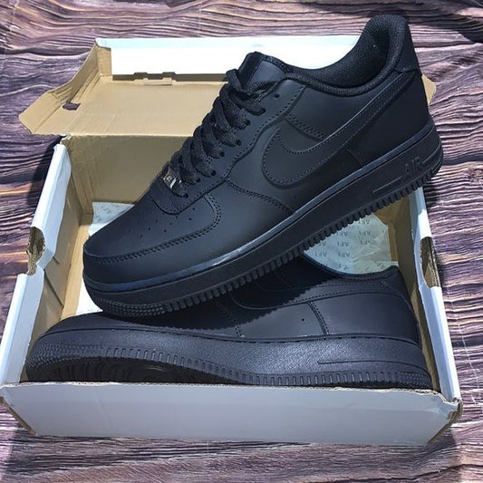 Nike - AF1 BLACK