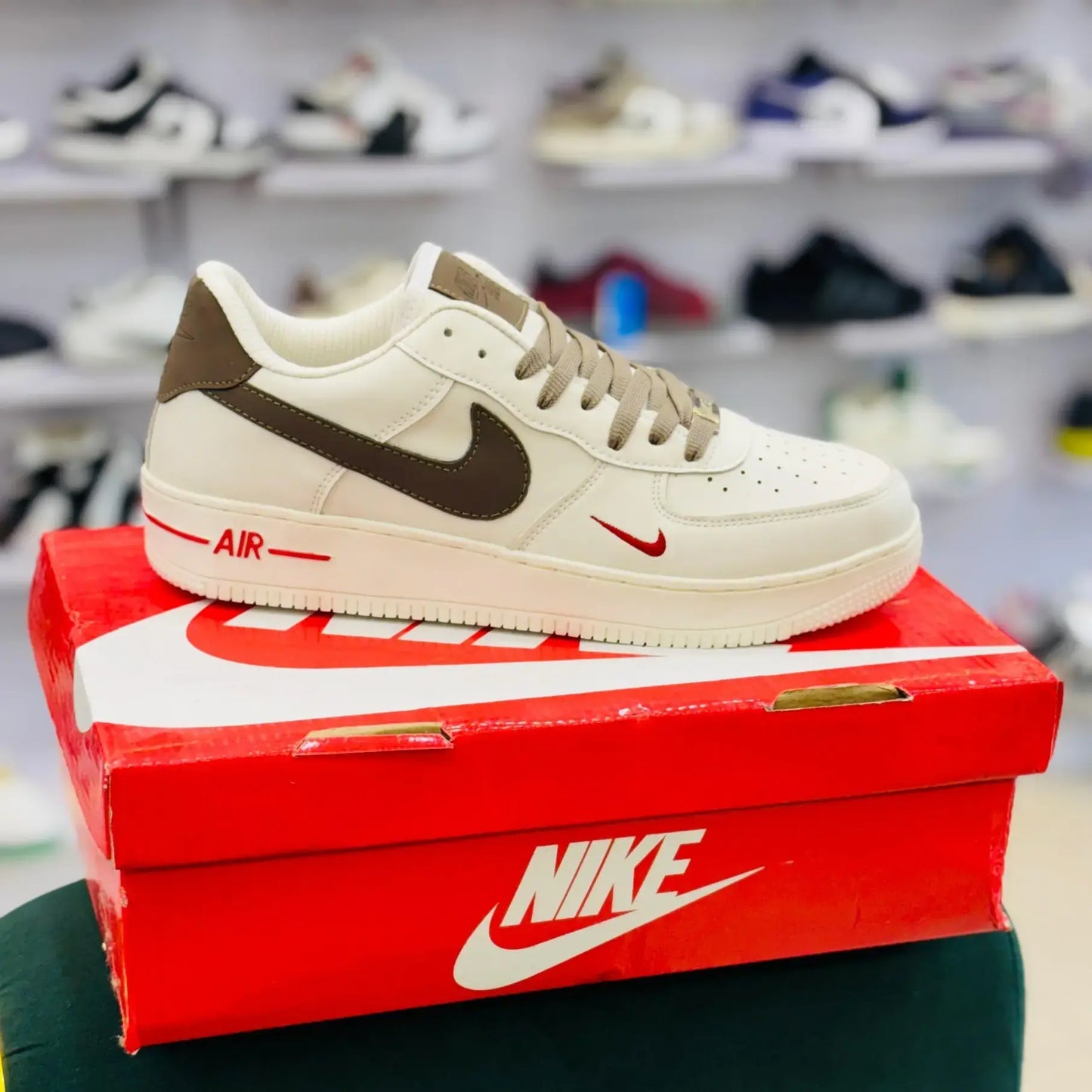 Nike-  AF1 Coffe Milk