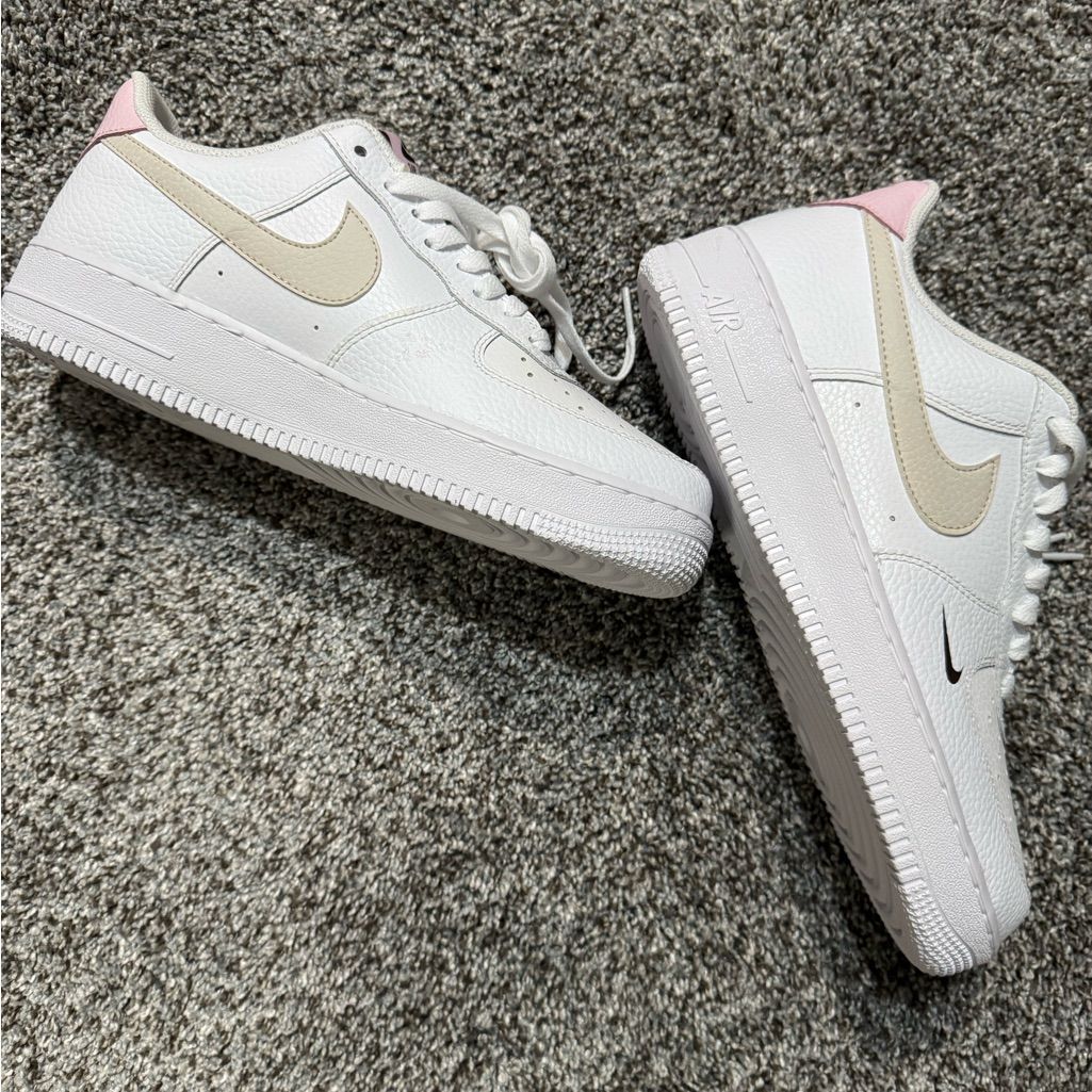 Nike - Dunk White And Skin