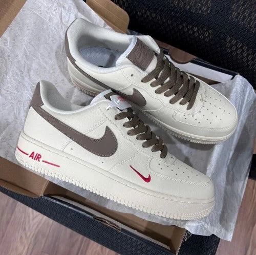 Nike-  AF1 Coffe Milk