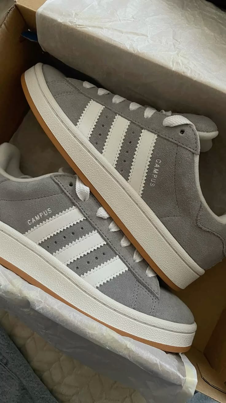 Adidas Campus - Grey