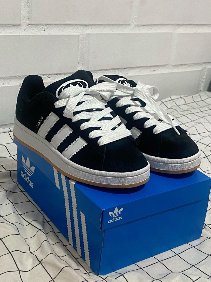 Adidas - Campus Black And White