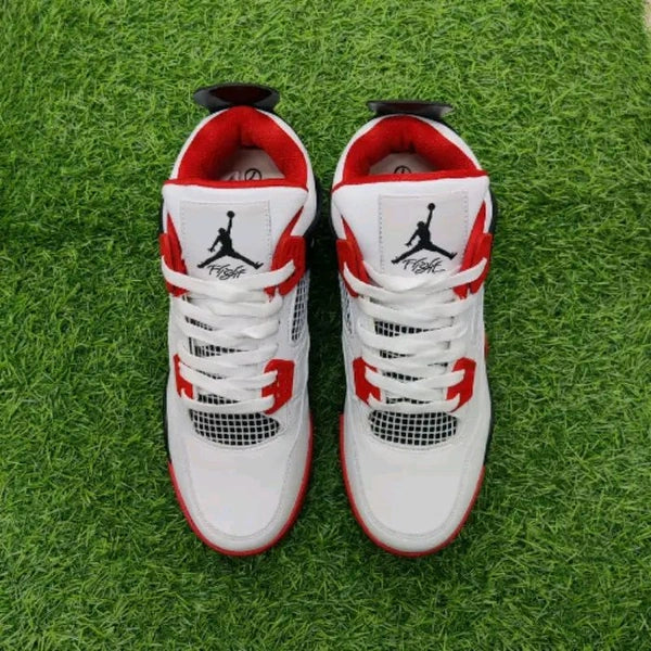 Nike - Retro 4 "Fire Red"