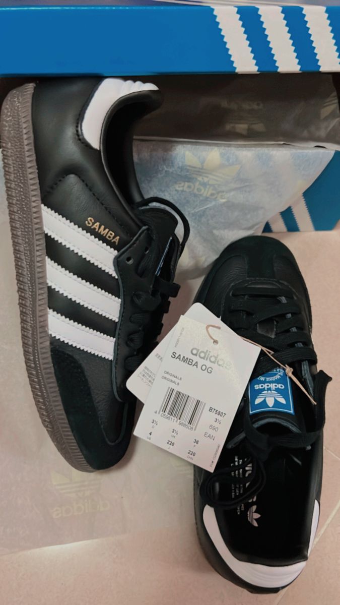 Adidas - Samba Black