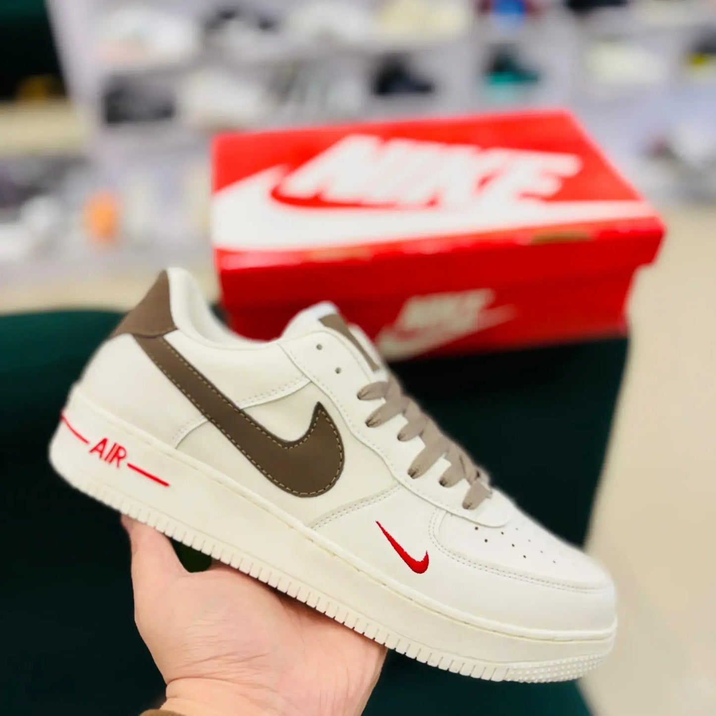 Nike-  AF1 Coffe Milk